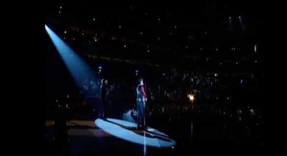 U2 live